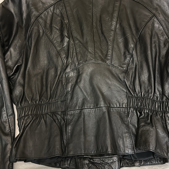 Vtg Maggie Lawrence Jacket Womens
Motorcycle Punk Pop 80s Leather
Cinched waist - Picture 11 of 16